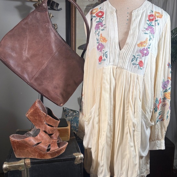 Free People Tops - Free People Cream Embroidered Boho Tunic Dress Floral Babydoll Long Sleeve M